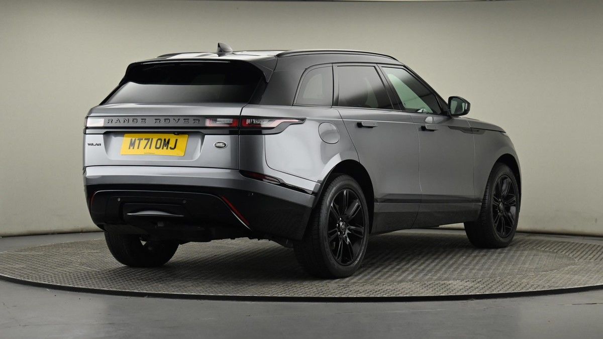 Land Rover Range Rover Velar Image 26