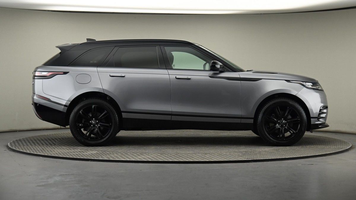 Land Rover Range Rover Velar Image 27