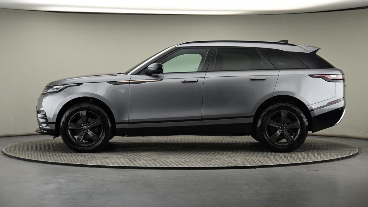 Land Rover Range Rover Velar Image 23