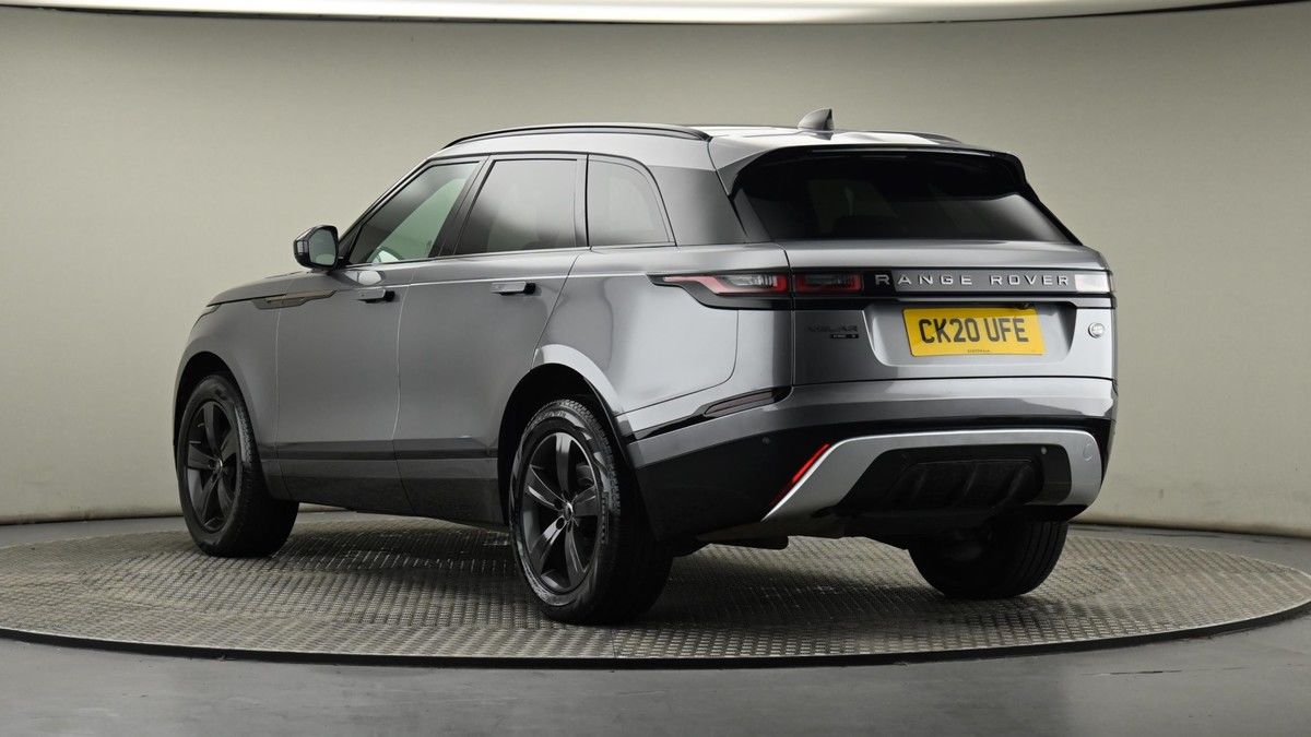 Land Rover Range Rover Velar Image 24