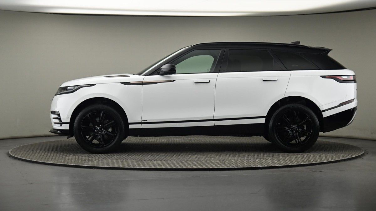 Land Rover Range Rover Velar Image 23