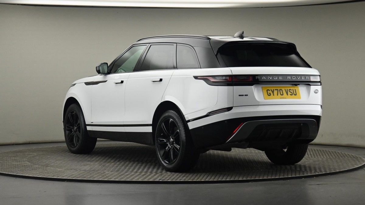 Land Rover Range Rover Velar Image 24