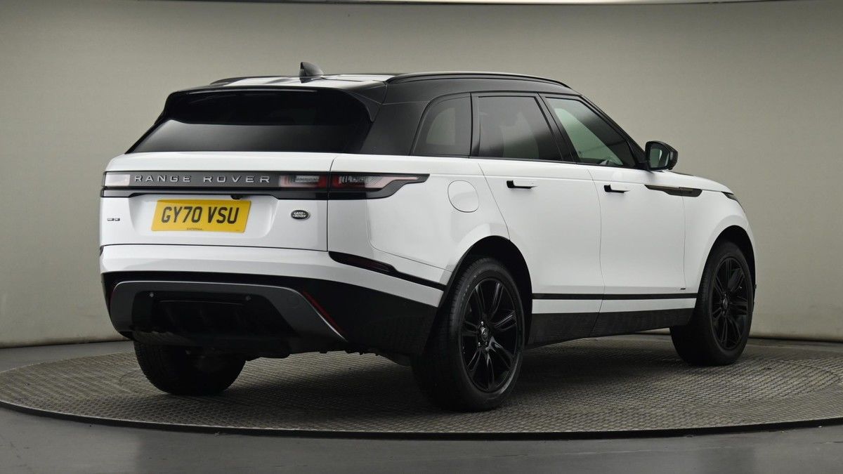 Land Rover Range Rover Velar Image 26