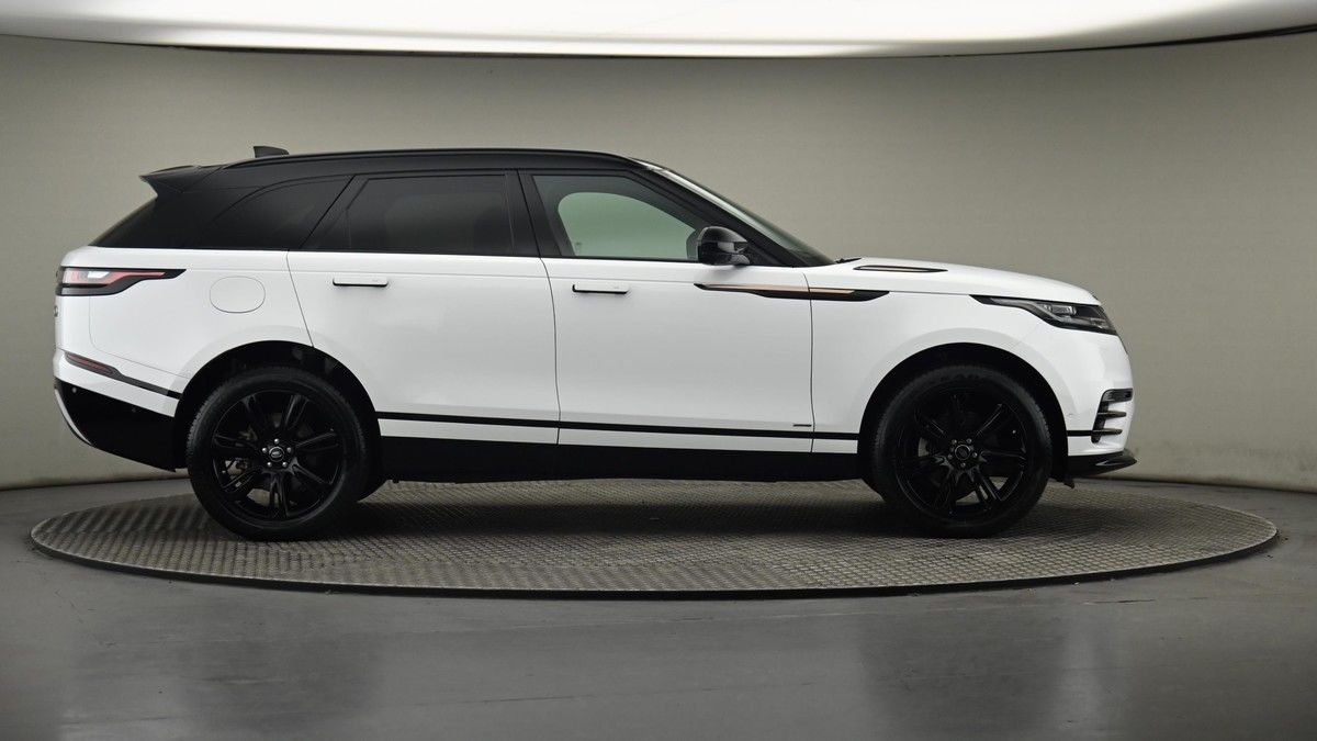 Land Rover Range Rover Velar Image 27