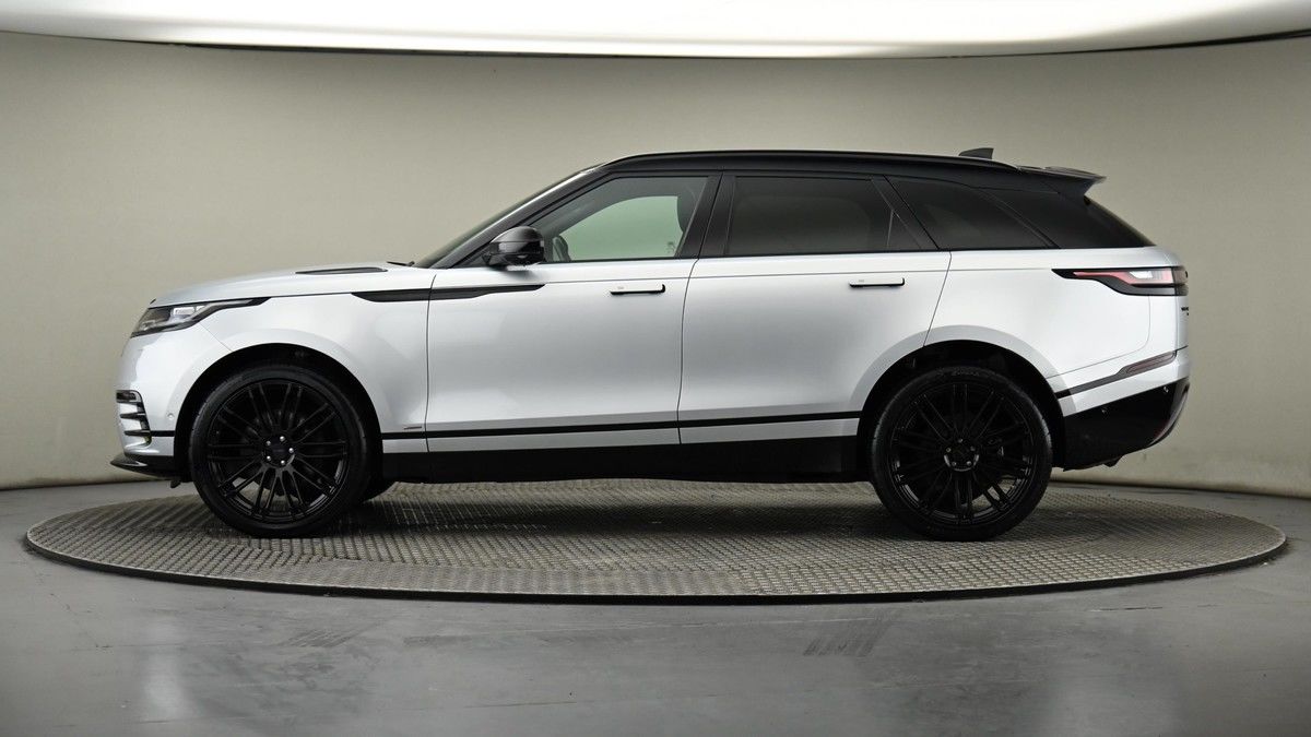 Land Rover Range Rover Velar Image 23