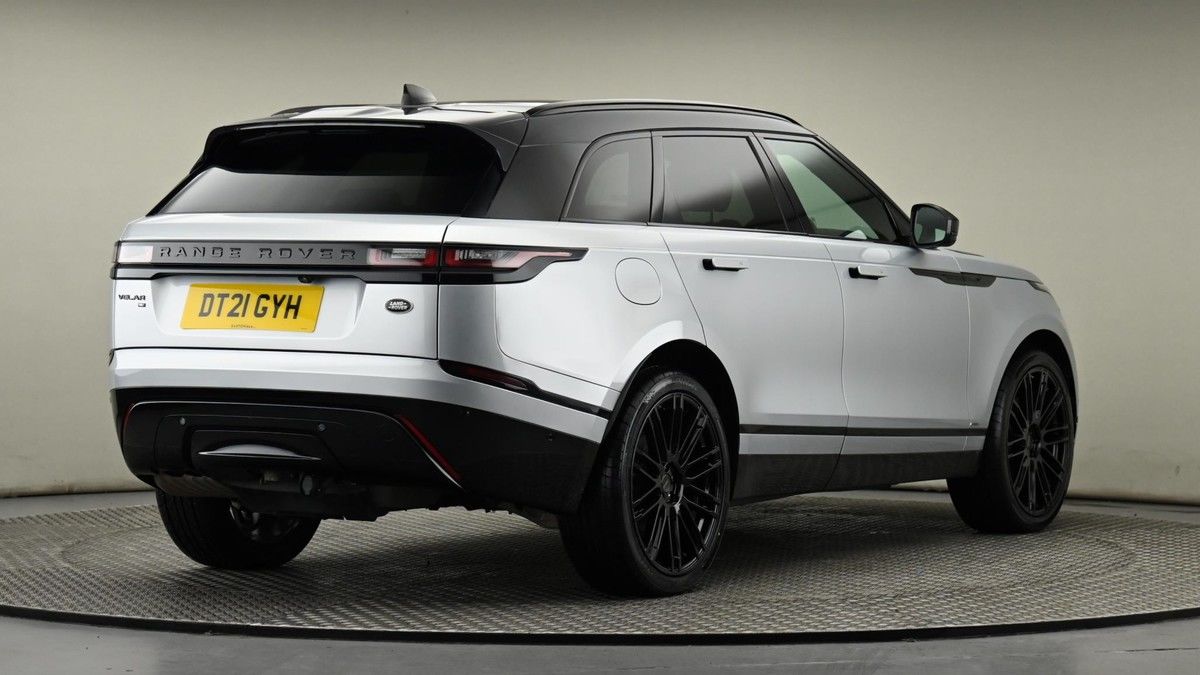 Land Rover Range Rover Velar Image 26