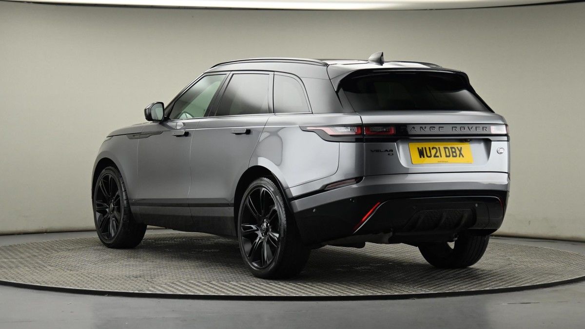 Land Rover Range Rover Velar Image 24