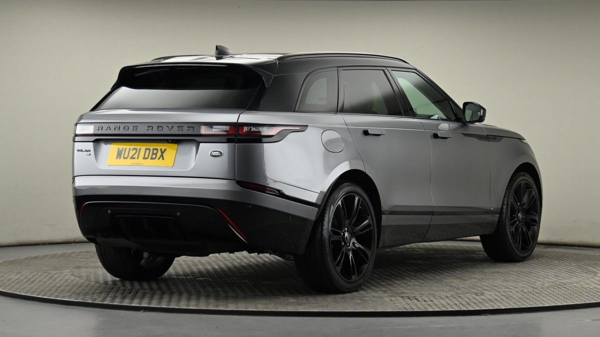 Land Rover Range Rover Velar Image 26