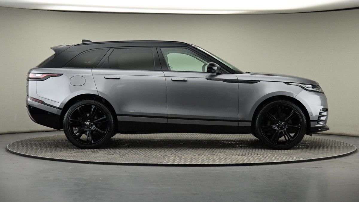 Land Rover Range Rover Velar Image 27