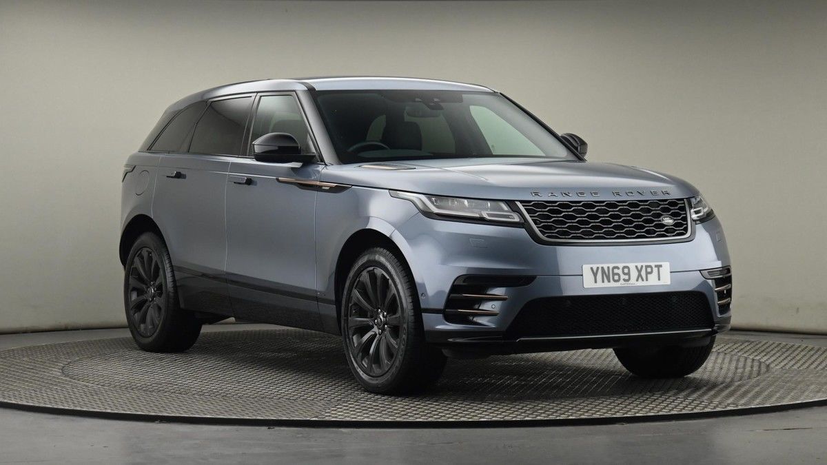 Land Rover Range Rover Velar Sticky Header Image