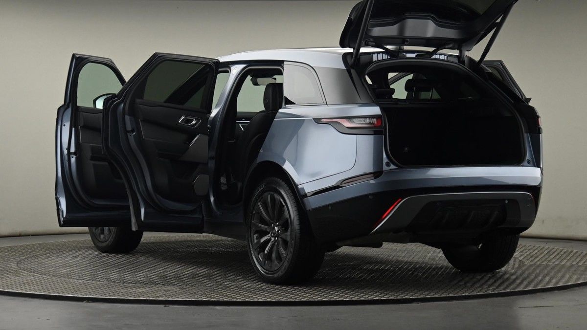 More views of Land Rover Range Rover Velar