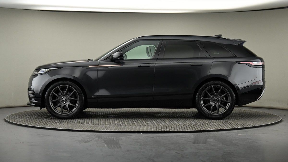 Land Rover Range Rover Velar Image 23