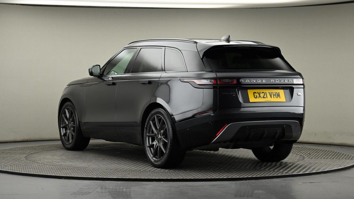 Land Rover Range Rover Velar Image 24