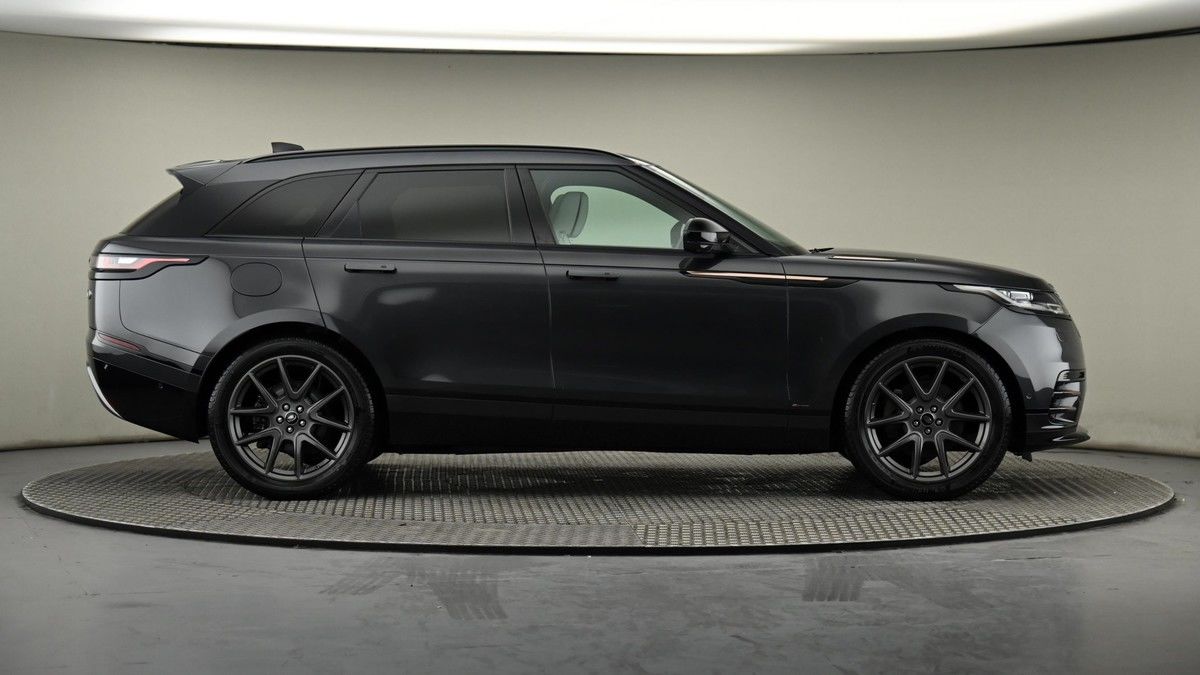 Land Rover Range Rover Velar Image 27