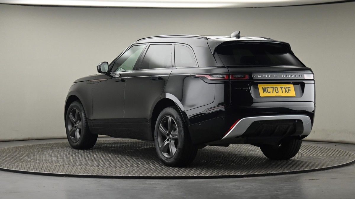 Land Rover Range Rover Velar Image 24