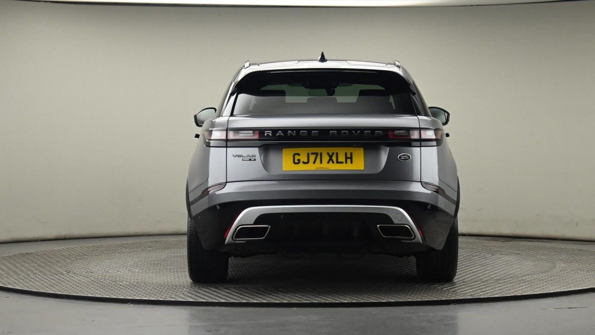 Land Rover Range Rover Velar Image 25