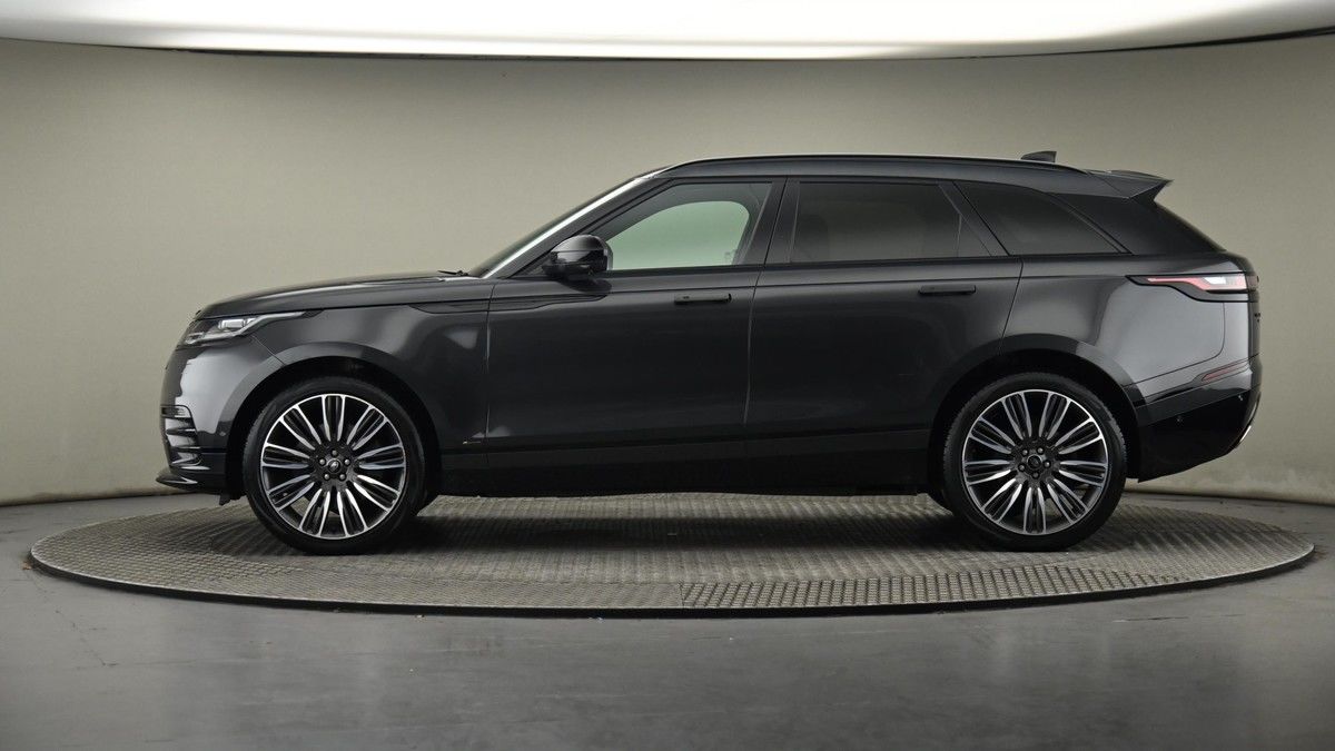 Land Rover Range Rover Velar Image 23