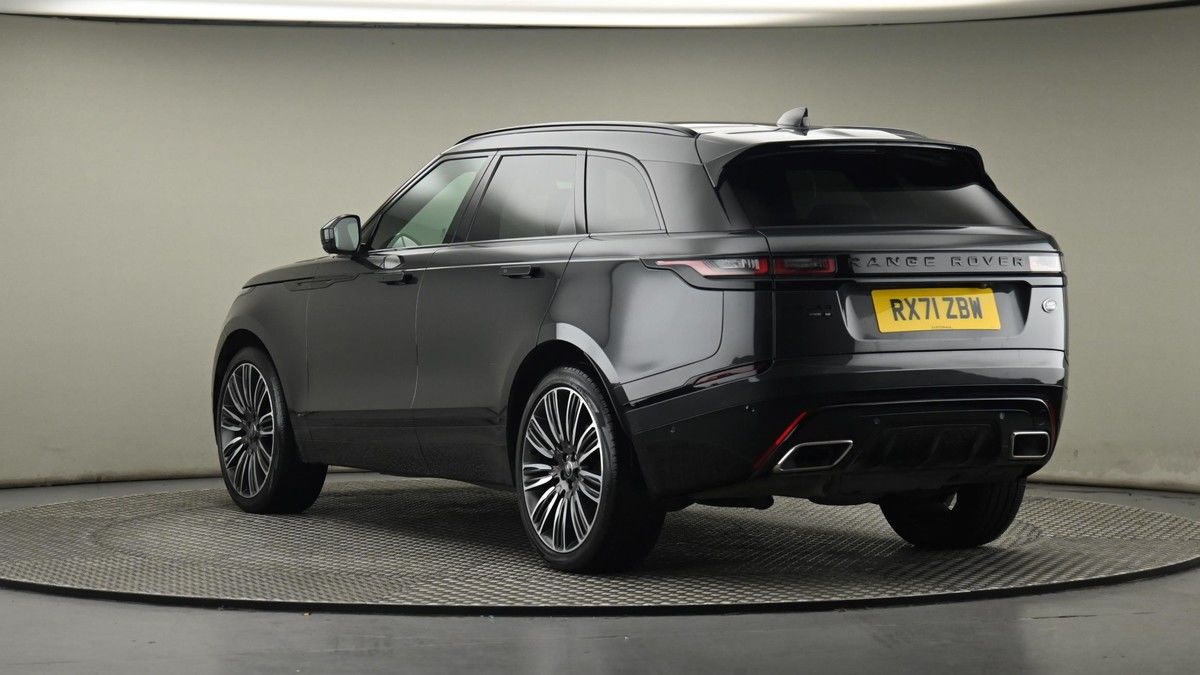 Land Rover Range Rover Velar Image 24