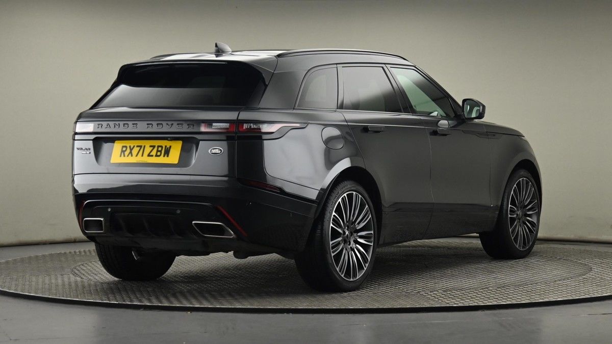 Land Rover Range Rover Velar Image 26