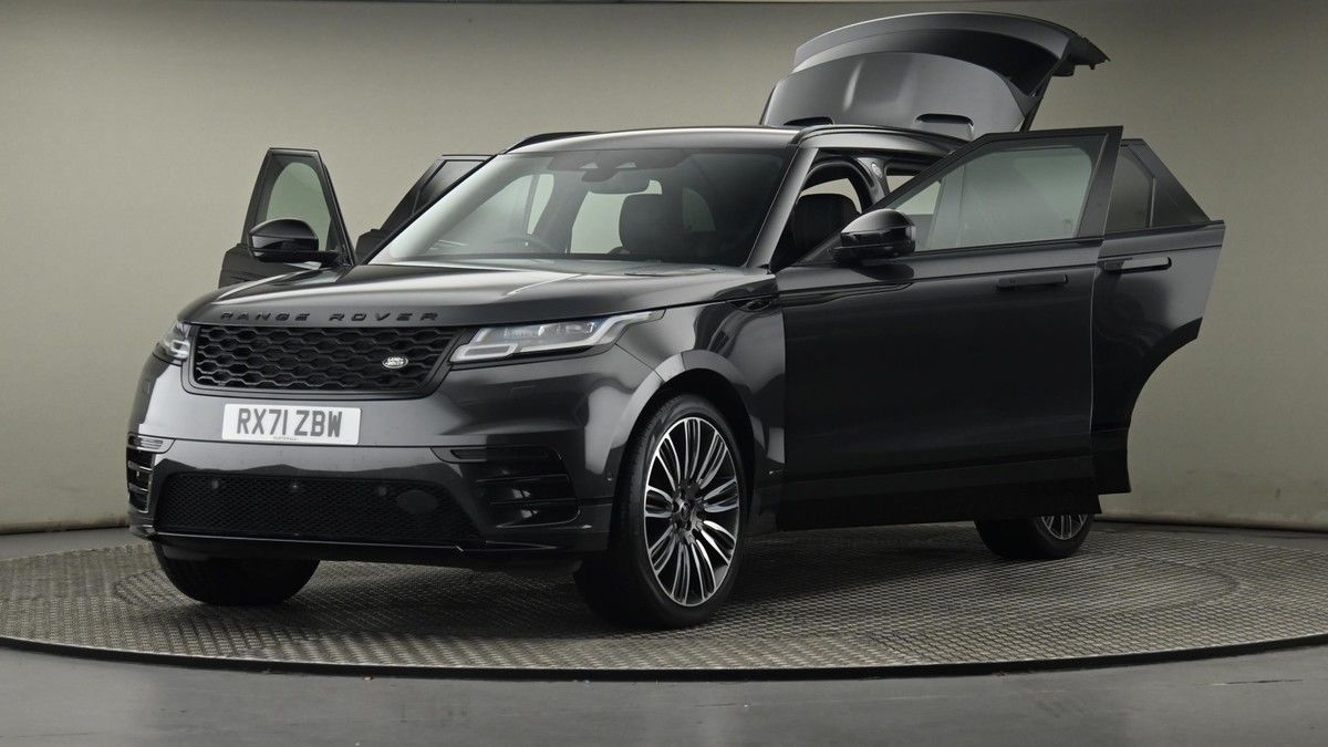 Land Rover Range Rover Velar Image 28