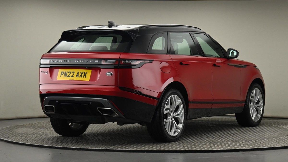 Land Rover Range Rover Velar Image 26