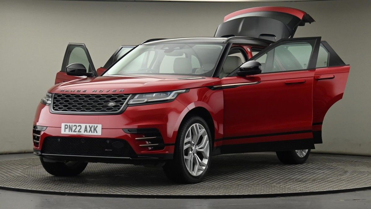 Land Rover Range Rover Velar Image 28