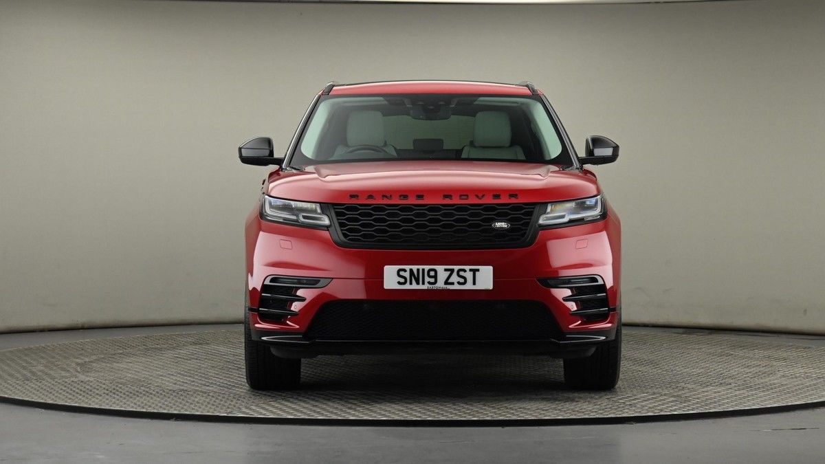 Land Rover Range Rover Velar Image 21