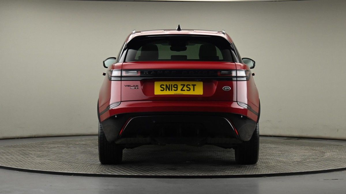 Land Rover Range Rover Velar Image 25