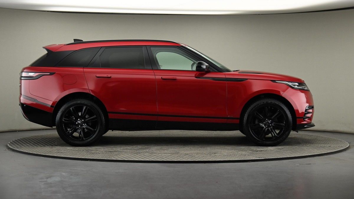 Land Rover Range Rover Velar Image 27