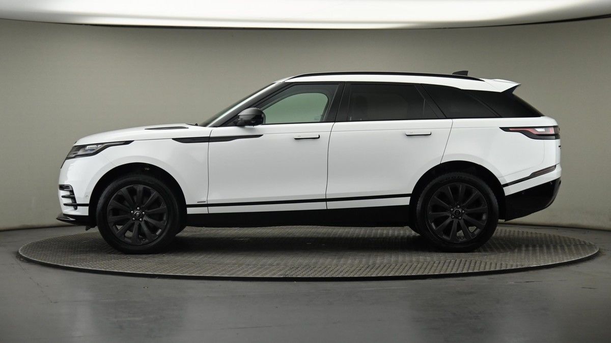 Land Rover Range Rover Velar Image 23