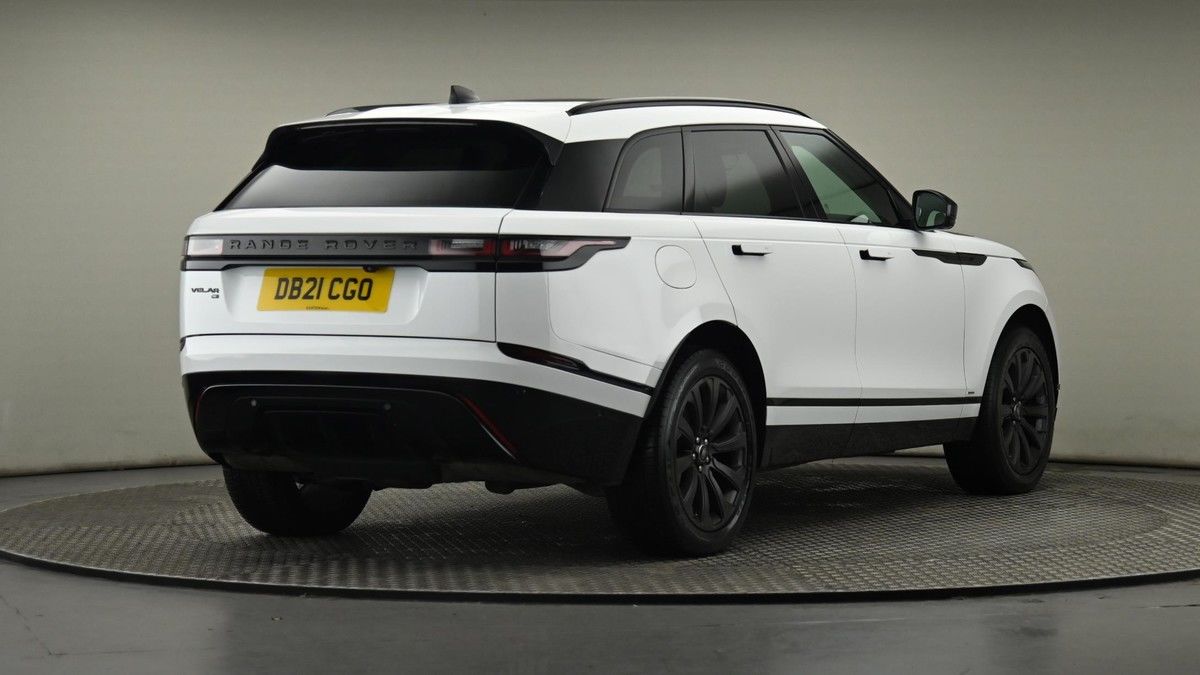 Land Rover Range Rover Velar Image 26