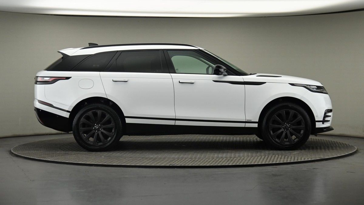 Land Rover Range Rover Velar Image 27