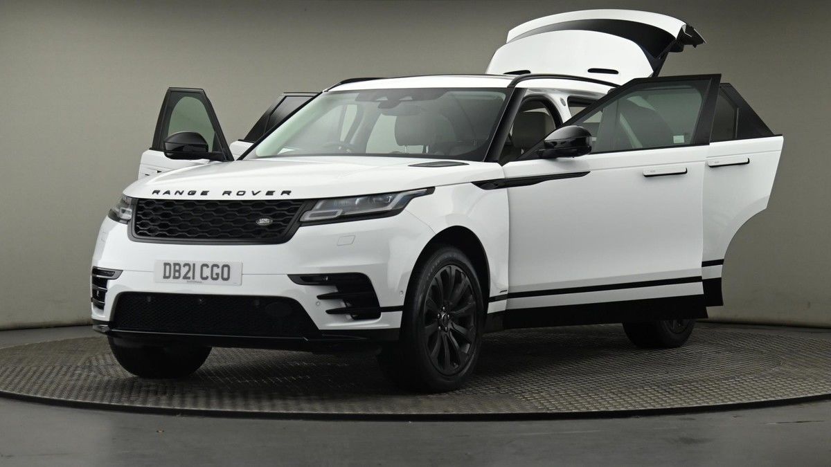 Land Rover Range Rover Velar Image 28