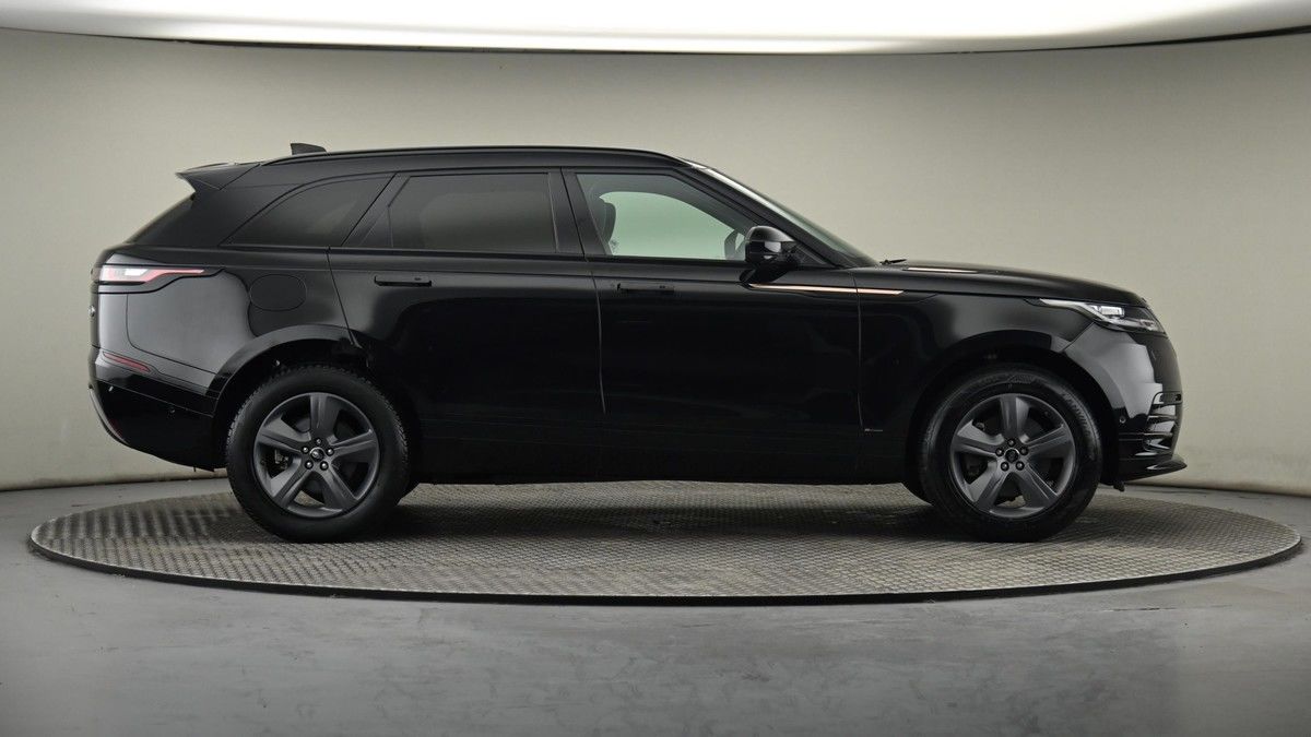 Land Rover Range Rover Velar Image 27