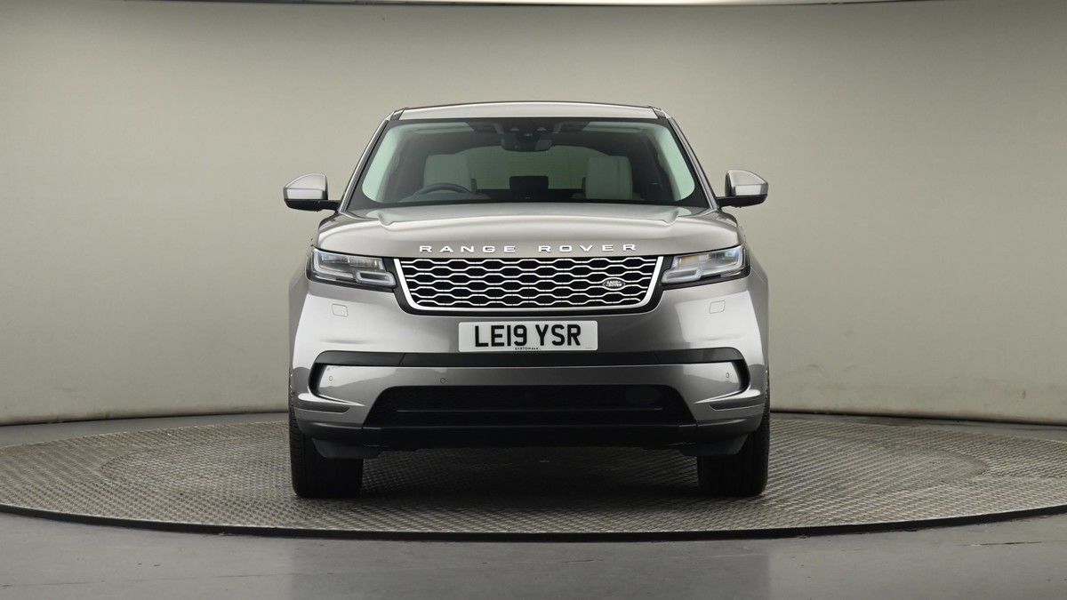 Land Rover Range Rover Velar Image 21