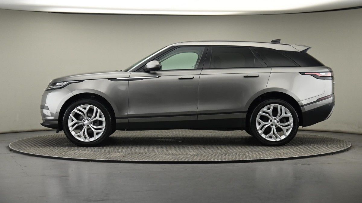 Land Rover Range Rover Velar Image 23