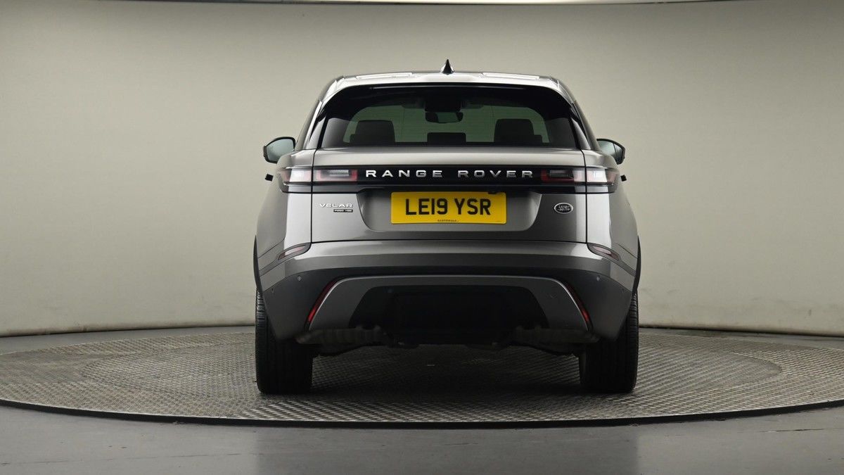 Land Rover Range Rover Velar Image 25