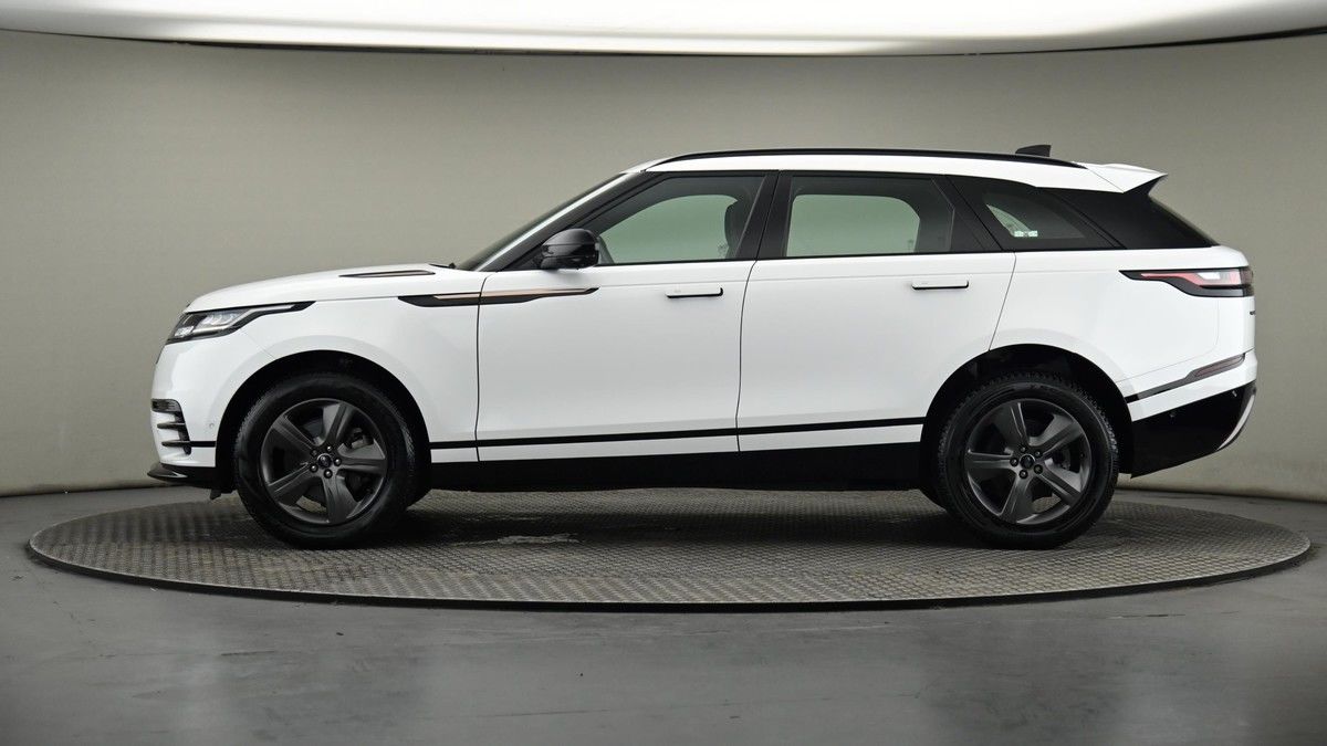 Land Rover Range Rover Velar Image 22