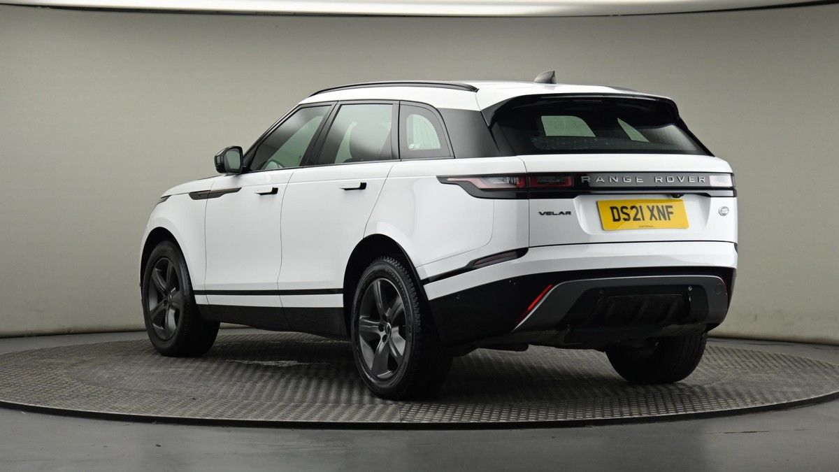 Land Rover Range Rover Velar Image 23