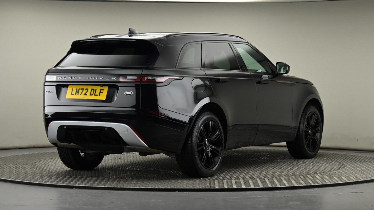 Land Rover Range Rover Velar Image 26