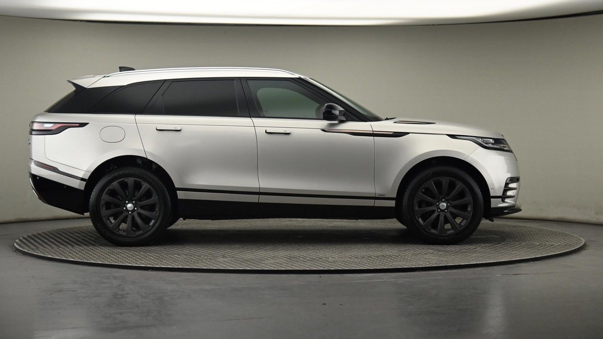 More views of Land Rover Range Rover Velar