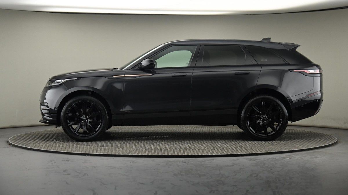 Land Rover Range Rover Velar Image 23