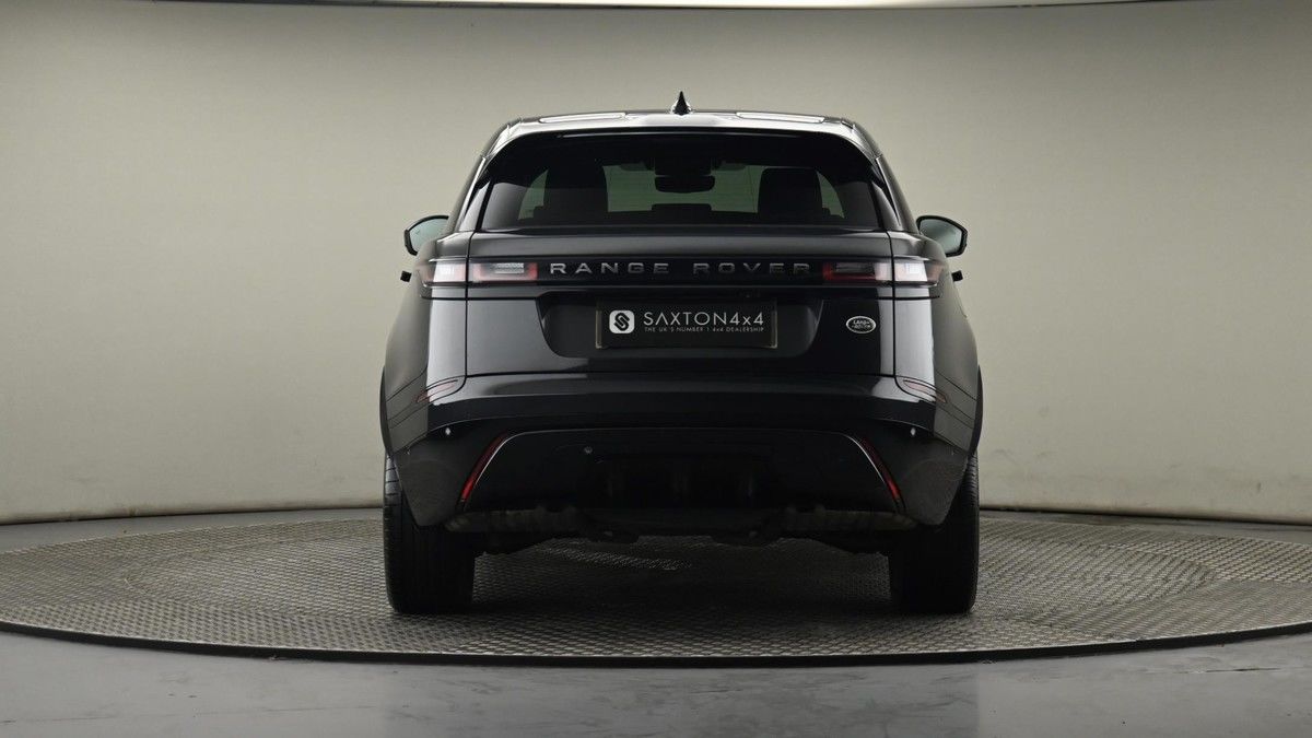 Land Rover Range Rover Velar Image 25