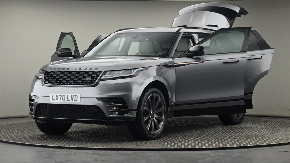 More views of Land Rover Range Rover Velar