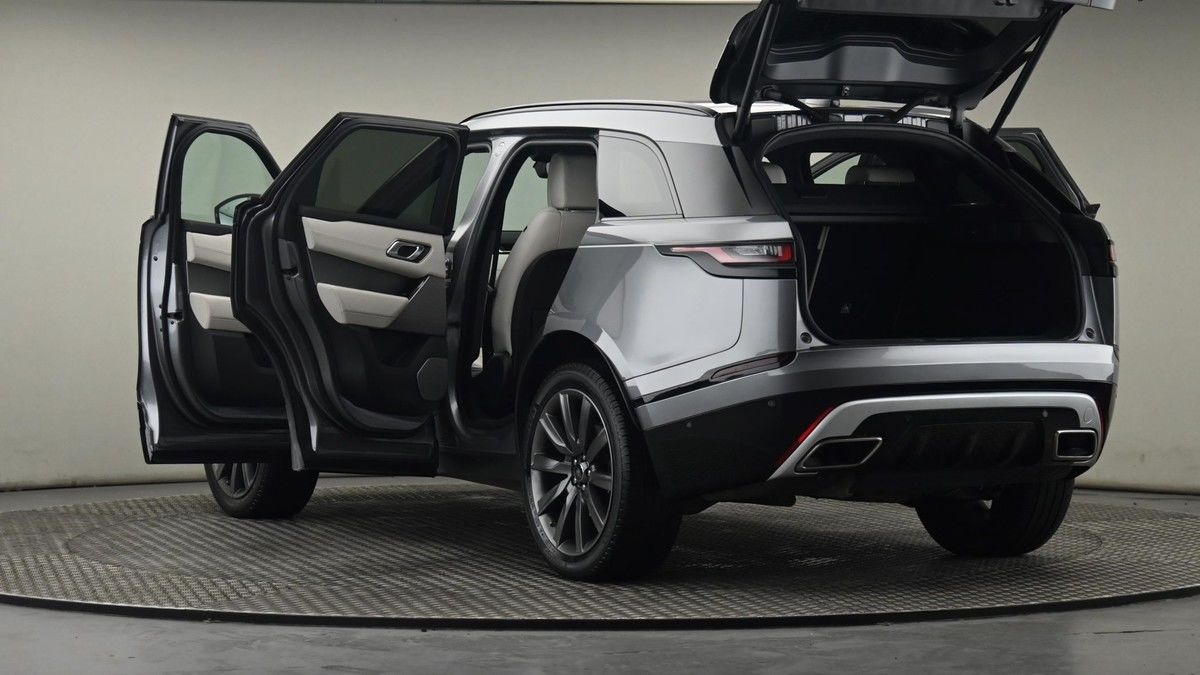 More views of Land Rover Range Rover Velar