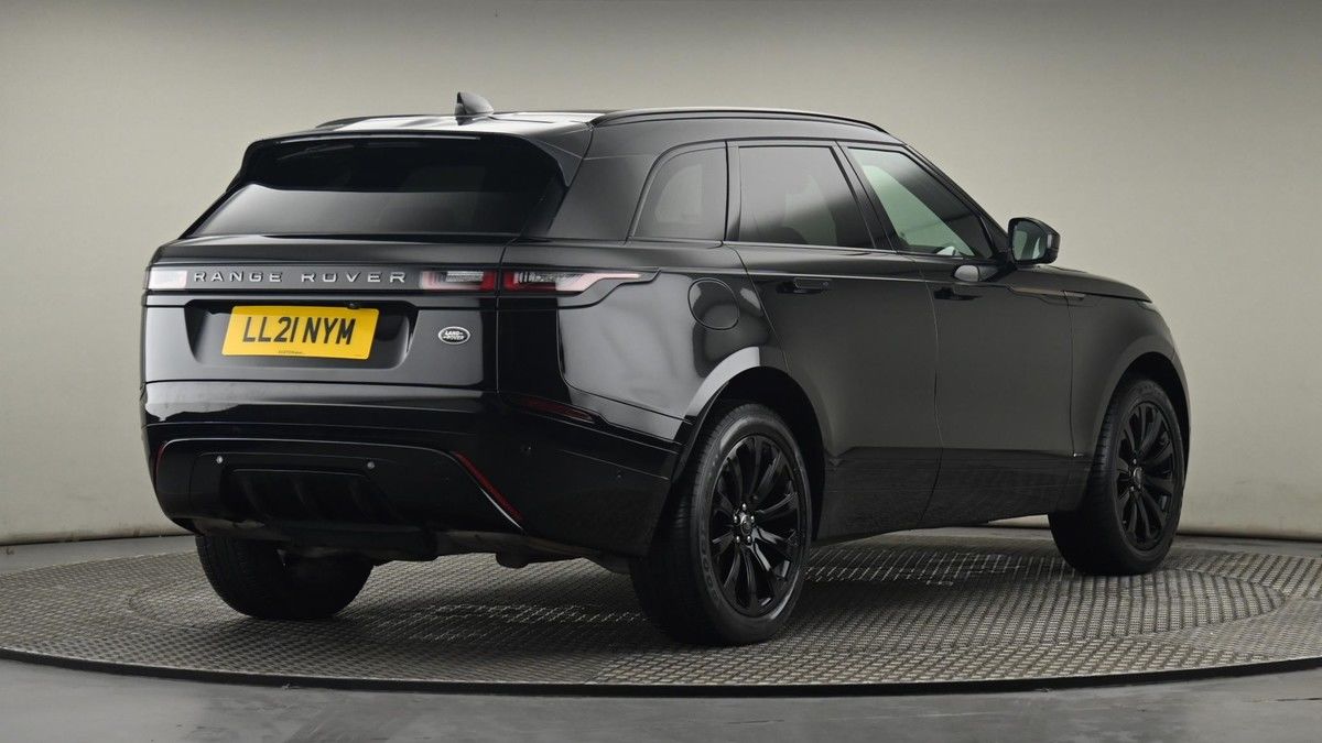 More views of Land Rover Range Rover Velar