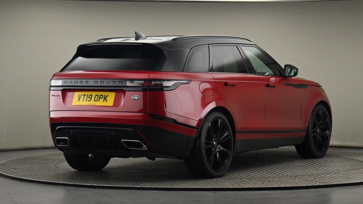 Land Rover Range Rover Velar Image 26