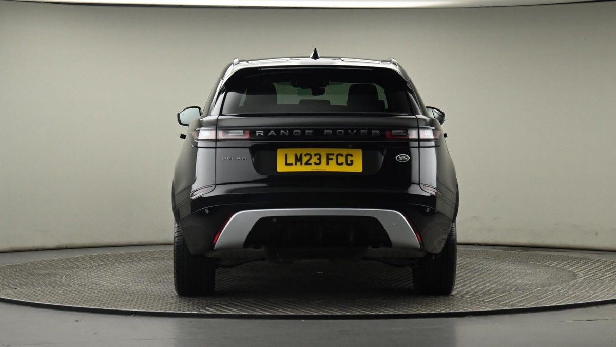 Land Rover Range Rover Velar Image 25