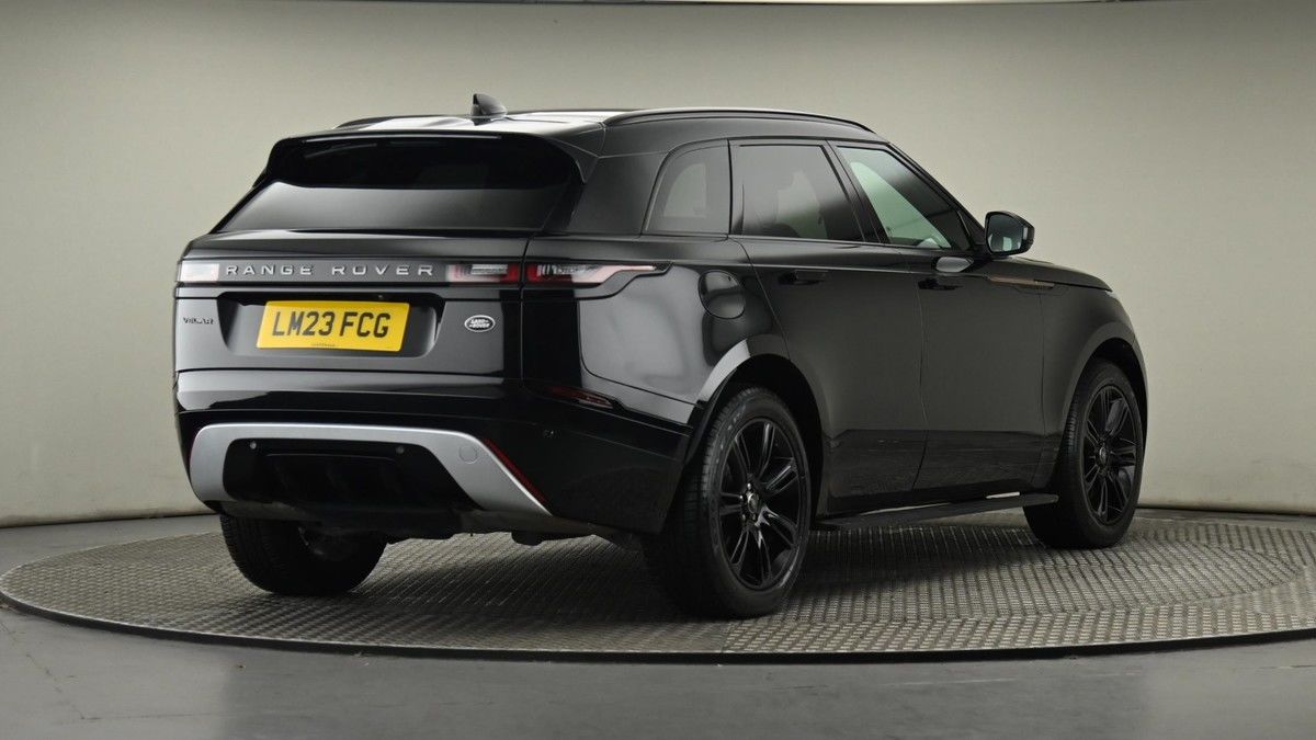 Land Rover Range Rover Velar Image 26