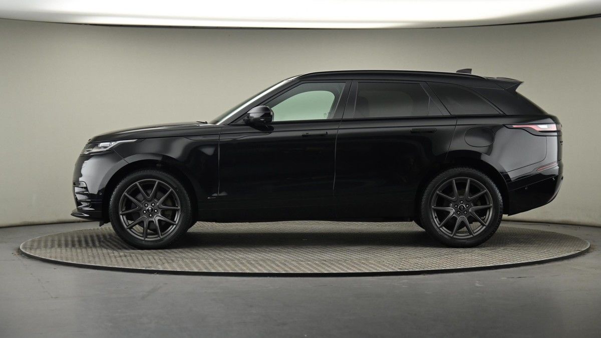 Land Rover Range Rover Velar Image 23